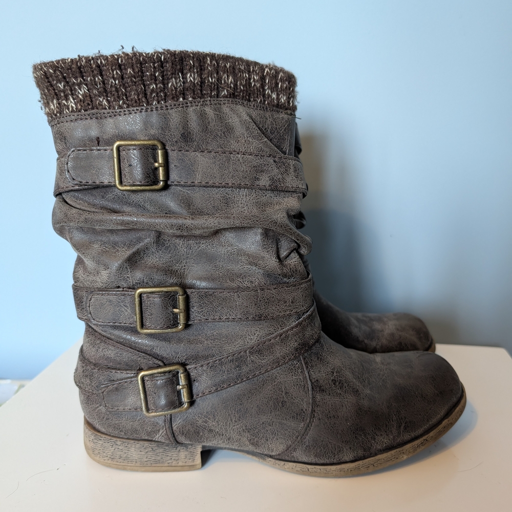 Justfab Slouchy Buckle Boot Size 7